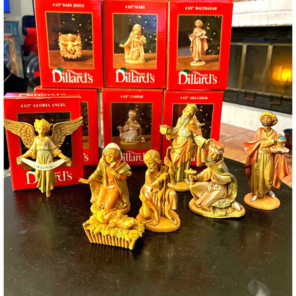 2007 Pelligrini Family Nativity Dillards‎ Trimmings 7 piece With Boxes